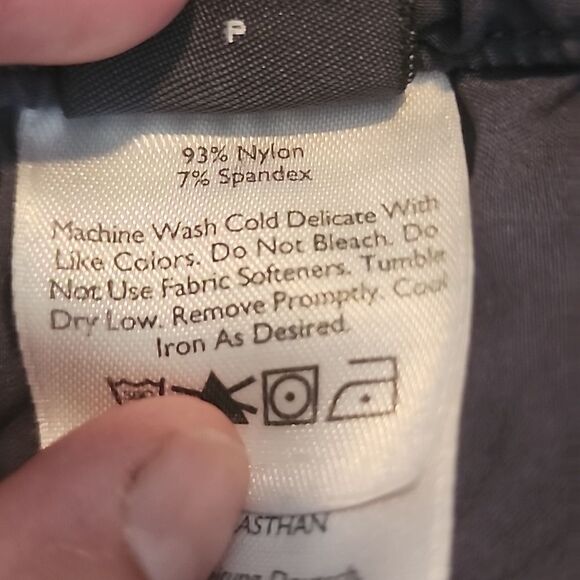 🍍 Eddie Bauer- Capris - Picture 7 of 10